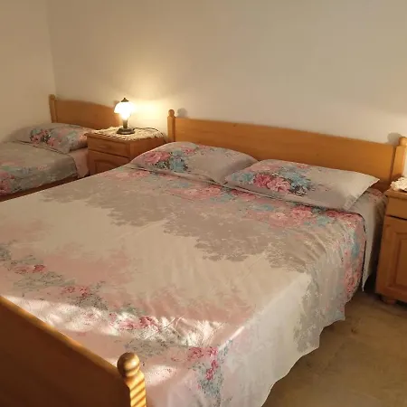 Luna Tsuki Two Aparthotel