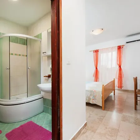 Luna Tsuki Two 公寓式酒店