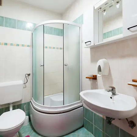 Luna Tsuki Two Rovinj