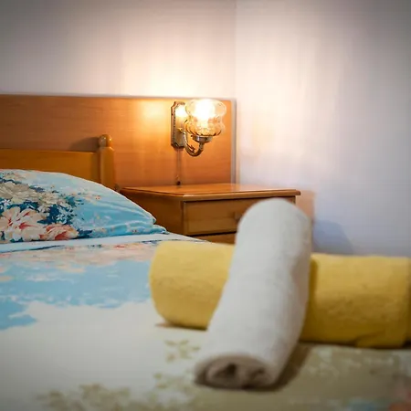 Luna Tsuki Two Aparthotel 3*