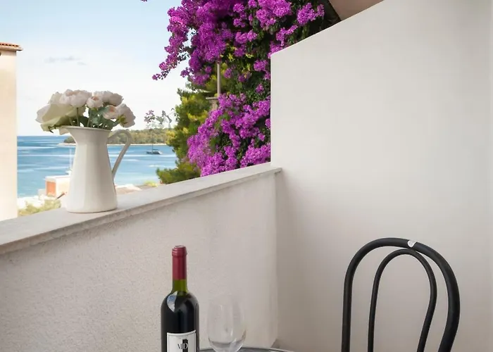 Ξενοδοχείο με διαμερίσματα Luna Tsuki Two 3*